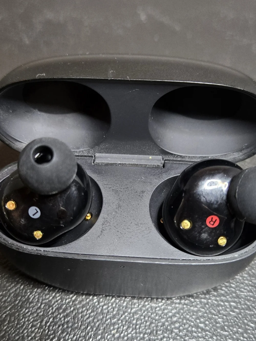 PRE-OWNED SONY EAR BUDS YY2963